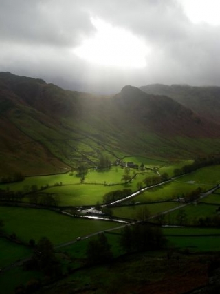  La luz del sol se abre paso 